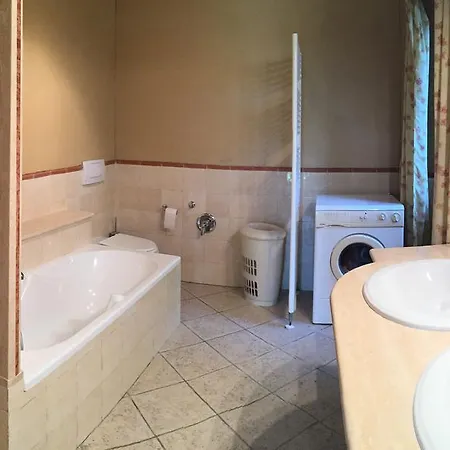 Σπίτι διακοπών House With Private Swimminig Pool. *