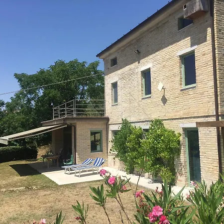 Σπίτι διακοπών House With Private Swimminig Pool. *